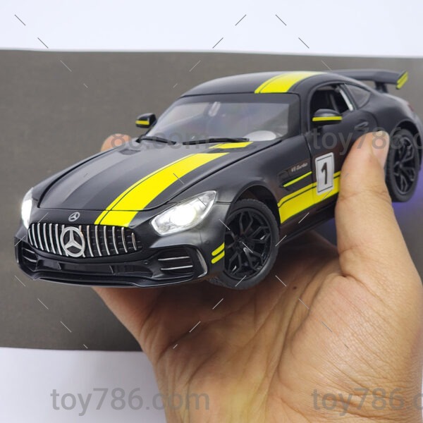 ماشین بازی مدل بنز AMG GT دودزا